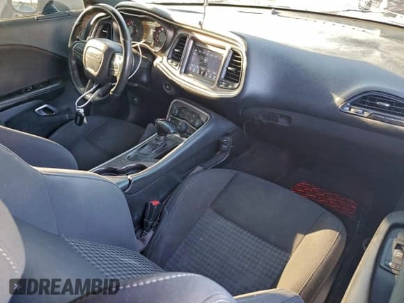 ✅ 2019 Dodge Challenger R/T • VIN: 2C3CDZBT7KH606184 • Лот: 91633465. Опубликован ранее на Copart с пробегом 96 365 миль. Бесплатный доступ к архиву аукционных продаж из США и подробный отчёт об истории автомобиля на DreamBid. Изображение 8.