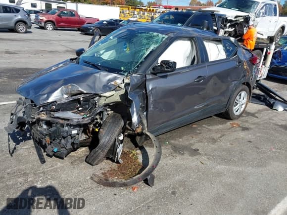 ✅ 2023 Nissan Kicks S • VIN: 3N1CP5BV0PL500559 • Лот: 43585457. Опубликован ранее на IAAI с пробегом 54 831 миль. Бесплатный доступ к архиву аукционных продаж из США и подробный отчёт об истории автомобиля на DreamBid. Изображение 18.