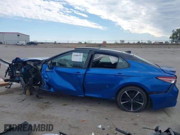 ✅ 2019 Toyota Camry XSE • VIN: 4T1B61HKXKU174538 • Lot: 43488793. Listed on IAAI with 130,336 mi. Free auction sales archive from the USA and detailed vehicle history report at DreamBid. Image 6.