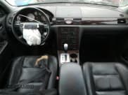 ✅ 2006 Ford Five Hundred Limited • VIN: 1FAHP25176G132450 • Lot: 81757595. Wystawiony na Copart z przebiegiem 136 926 mil. Bezpłatny archiwum sprzedaży aukcyjnych z USA i szczegółowy raport historii pojazdu na DreamBid. Zdjęcie 8.