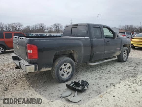 ✅ 2008 Chevrolet Silverado 1500 2LT • VIN: 2GCEC19Y981249814 • Lot: 49619235. Wystawiony na Copart z przebiegiem 179 557 mil. Bezpłatny archiwum sprzedaży aukcyjnych z USA i szczegółowy raport historii pojazdu na DreamBid. Zdjęcie 3.
