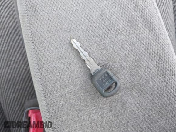 ✅ 1997 Chevrolet S-10 • VIN: 1GCCS14X5V8121295 • Лот: 42712175. Опубликован ранее на IAAI с пробегом 193 612 миль. Бесплатный доступ к архиву аукционных продаж из США и подробный отчёт об истории автомобиля на DreamBid. Изображение 11.