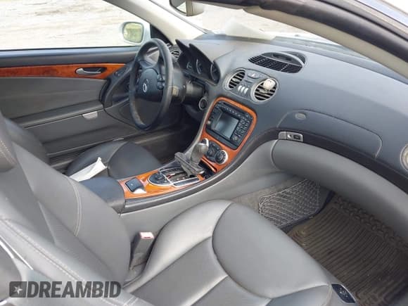 ✅ 2003 Mercedes-Benz SL 500 • VIN: WDBSK75F93F027609 • Lot: 42386934. Listed on IAAI with Not provided. Free auction sales archive from the USA and detailed vehicle history report at DreamBid. Image 5.