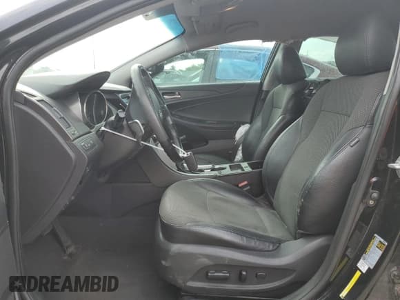 ✅ 2011 Hyundai Sonata SE • VIN: 5NPEC4AB1BH214313 • Lot: 56155614. Listed on Copart with 167,648 mi. Free auction sales archive from the USA and detailed vehicle history report at DreamBid. Image 7.