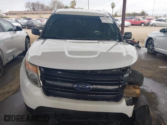 ✅ 2014 Ford Police Interceptor Utility • VIN: 1FM5K8AR0EGC40445 • Lot: 41492520. Wystawiony na IAAI z przebiegiem Nie podano. Bezpłatny archiwum sprzedaży aukcyjnych z USA i szczegółowy raport historii pojazdu na DreamBid. Zdjęcie 13.