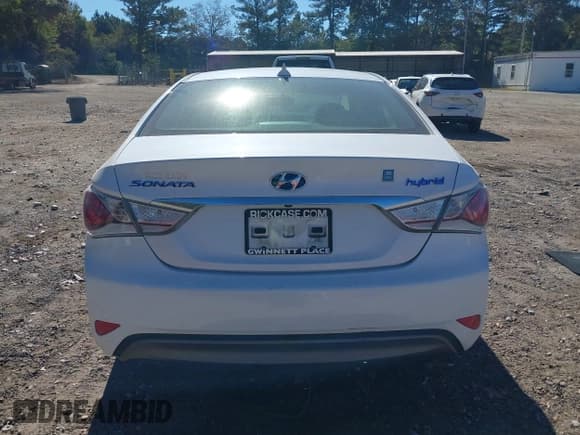 ✅ 2015 Hyundai Sonata • VIN: KMHEC4A47FA124612 • Лот: 43460321. Опубликован ранее на IAAI с пробегом 127 000 миль. Бесплатный доступ к архиву аукционных продаж из США и подробный отчёт об истории автомобиля на DreamBid. Изображение 16.