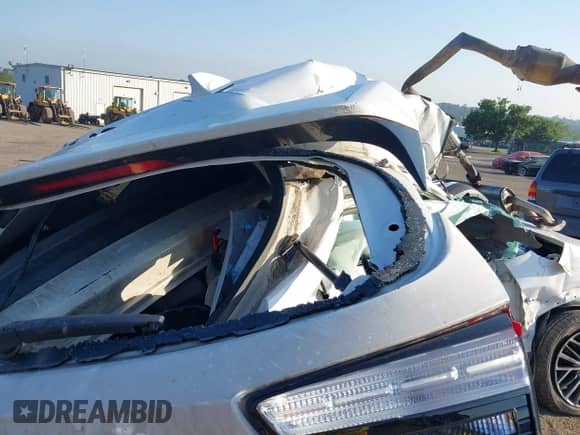 2020 Hyundai Tucson SEL with VIN KM8J3CAL9LU144547, listed as a IAAI auction lot 42869898 with Not provided miles and . Bid and sale history available at DreamBid. Image 11.