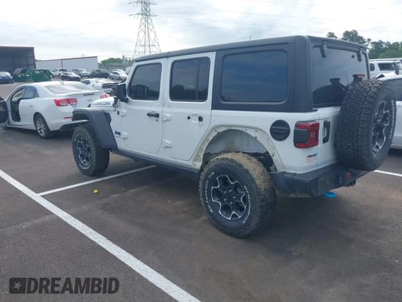 ✅ 2023 Jeep Wrangler Rubicon • VIN: 1C4JJXR64PW586405 • Lot: 42318989. Wystawiony na IAAI z przebiegiem 26 493 mil. Bezpłatny archiwum sprzedaży aukcyjnych z USA i szczegółowy raport historii pojazdu na DreamBid. Zdjęcie 3.