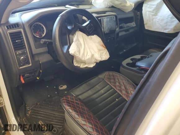 2016 Ram 1500 Express с VIN 1C6RR6FG6GS263913, выставлен на аукционе Copart как лот 85873975 с пробегом 117 547 миль миль и На запчасти • Non repairable. История ставок и продаж доступна на DreamBid. Изображение 8.