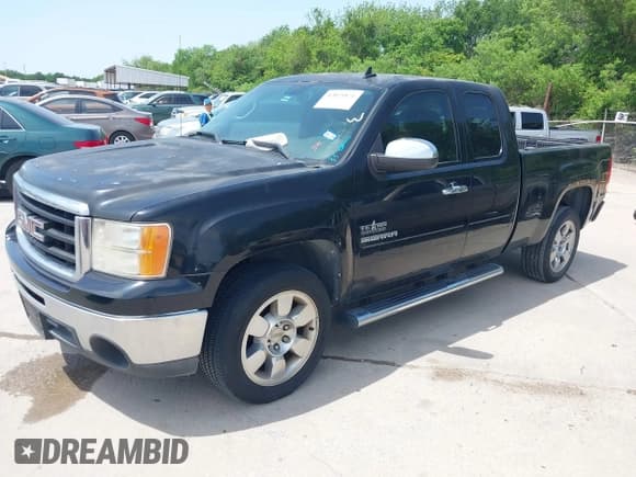 ✅ 2011 GMC Sierra 1500 SLE • VIN: 1GTR1VE03BZ381366 • Lot: 42025871. Wystawiony na IAAI z przebiegiem 91 606 mil. Bezpłatny archiwum sprzedaży aukcyjnych z USA i szczegółowy raport historii pojazdu na DreamBid. Zdjęcie 20.