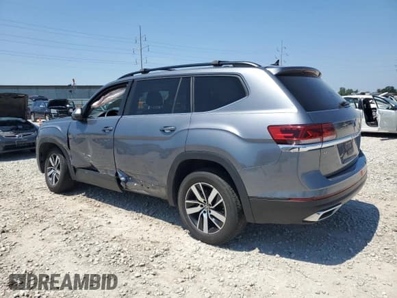 ✅ 2021 Volkswagen Atlas SE • VIN: 1V2LP2CA2MC522477 • Lot: 65908305. Listed on Copart with 64,273 mi. Free auction sales archive from the USA and detailed vehicle history report at DreamBid. Image 2.