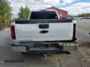 2011 Chevrolet Silverado 2500HD Work Truck z VIN 1GC1KVCG0BF124337, wystawiony jako Copart lot #85530605 z przebiegiem 226 037 mil mil oraz Szkoda całkowita • Salvage title. Historia ofert i sprzedaży dostępna na DreamBid. Obrazek 6.