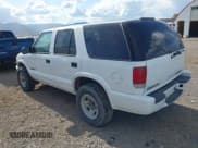 ✅ 2002 Chevrolet Blazer LS • VIN: 1GNDT13W72K122979 • Lot: 43213113. Wystawiony na IAAI z przebiegiem Nie podano. Bezpłatny archiwum sprzedaży aukcyjnych z USA i szczegółowy raport historii pojazdu na DreamBid. Zdjęcie 3.