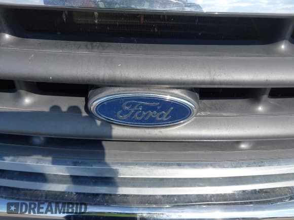 ✅ 2004 Ford F-250 XL • VIN: 1FTNX20L14EA53550 • Lot: 43213559. Listed on IAAI with 207,881 mi. Free auction sales archive from the USA and detailed vehicle history report at DreamBid. Image 6.