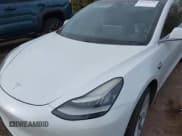 ✅ 2019 Tesla Model 3 Long Range • VIN: 5YJ3E1EB5KF390175 • Lot: 43711372. Wystawiony na IAAI z przebiegiem Nie podano. Bezpłatny archiwum sprzedaży aukcyjnych z USA i szczegółowy raport historii pojazdu na DreamBid. Zdjęcie 10.
