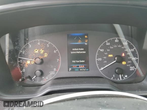 ✅ 2024 Toyota Corolla LE • VIN: 5YFB4MDE6RP109575 • Lot: 85003405. Listed on Copart with 44,761 mi. Free auction sales archive from the USA and detailed vehicle history report at DreamBid. Image 9.