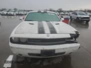 ✅ 2010 Dodge Challenger SE • VIN: 2B3CJ4DV8AH265335 • Lot: 88074135. Wystawiony na Copart z przebiegiem 154 278 mil. Bezpłatny archiwum sprzedaży aukcyjnych z USA i szczegółowy raport historii pojazdu na DreamBid. Zdjęcie 5.
