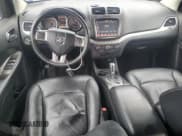 ✅ 2015 Dodge Journey Crossroad • VIN: 3C4PDDGG0FT512253 • Lot: 92576735. Wystawiony na Copart z przebiegiem 98 339 mil. Bezpłatny archiwum sprzedaży aukcyjnych z USA i szczegółowy raport historii pojazdu na DreamBid. Zdjęcie 8.