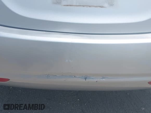 ✅ 2012 Hyundai Elantra Limited • VIN: KMHDH4AE1CU367476 • Lot: 42472828. Listed on IAAI with 103,564 mi. Free auction sales archive from the USA and detailed vehicle history report at DreamBid. Image 6.