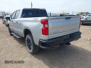 ✅ 2019 Chevrolet Silverado 1500 LT Trail Boss • VIN: 1GCPYFED9KZ260613 • Lot: 42157001. Wystawiony na IAAI z przebiegiem 99 039 mil. Bezpłatny archiwum sprzedaży aukcyjnych z USA i szczegółowy raport historii pojazdu na DreamBid. Zdjęcie 3.