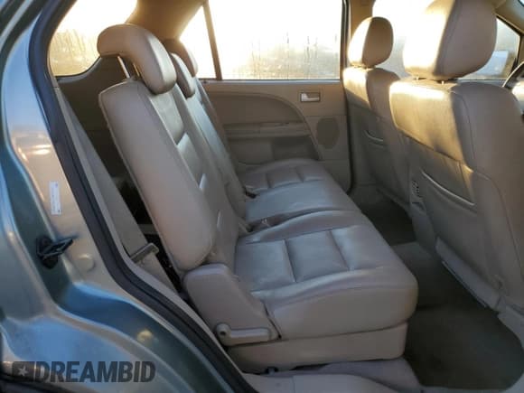 ✅ 2007 Ford Freestyle Limited • VIN: 1FMDK03117GA30640 • Lot: 87368295. Wystawiony na Copart z przebiegiem 223 280 mil. Bezpłatny archiwum sprzedaży aukcyjnych z USA i szczegółowy raport historii pojazdu na DreamBid. Zdjęcie 11.