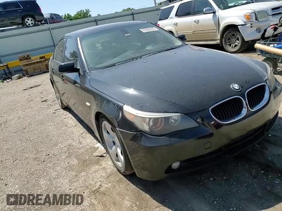 ✅ 2004 BMW 5 Series 525i • VIN: WBANA53574B854224 • Lot: 61869435. Wystawiony na Copart z przebiegiem 161 741 mil. Bezpłatny archiwum sprzedaży aukcyjnych z USA i szczegółowy raport historii pojazdu na DreamBid. Zdjęcie 13.
