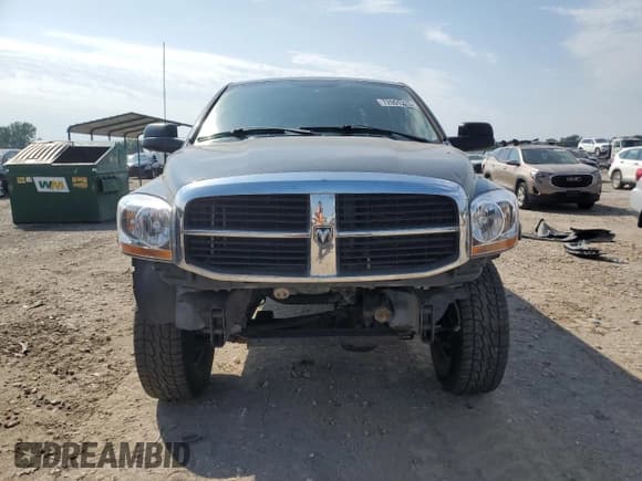 ✅ 2006 Dodge 1500 SLT • VIN: 3D7KS19D96G253732 • Lot: 72061325. Wystawiony na Copart z przebiegiem 199 022 mil. Bezpłatny archiwum sprzedaży aukcyjnych z USA i szczegółowy raport historii pojazdu na DreamBid. Zdjęcie 5.