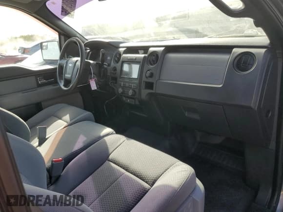 ✅ 2013 Ford F-150 XL • VIN: 1FTMF1CF7DKG38665 • Лот: 53526595. Опубликован ранее на Copart с пробегом 117 168 миль. Бесплатный доступ к архиву аукционных продаж из США и подробный отчёт об истории автомобиля на DreamBid. Изображение 8.