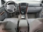 ✅ 2006 Kia Sorento LX • VIN: KNDJD733965568122 • Лот: 84830875. Опубликован ранее на Copart с пробегом 208 861 миль. Бесплатный доступ к архиву аукционных продаж из США и подробный отчёт об истории автомобиля на DreamBid. Изображение 8.