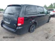 ✅ 2015 Dodge Grand Caravan SE • VIN: 2C4RDGBG8FR710082 • Lot: 42680546. Wystawiony na IAAI z przebiegiem 94 284 mil. Bezpłatny archiwum sprzedaży aukcyjnych z USA i szczegółowy raport historii pojazdu na DreamBid. Zdjęcie 4.