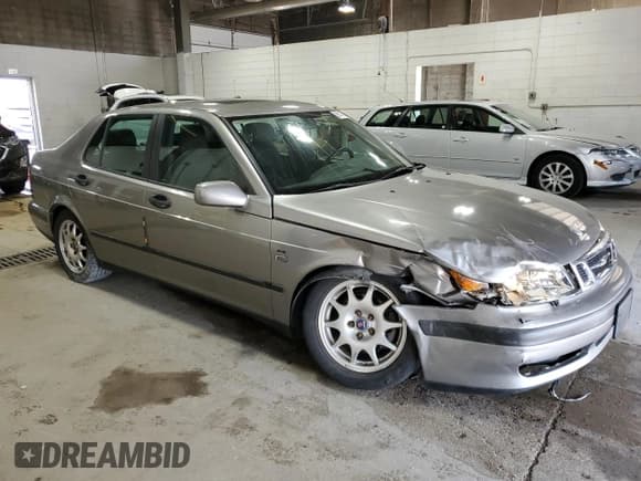 ✅ 2001 Saab 9-5 • VIN: YS3ED48E013057762 • Lot: 69017525. Listed on Copart with 78,869 mi. Free auction sales archive from the USA and detailed vehicle history report at DreamBid. Image 4.