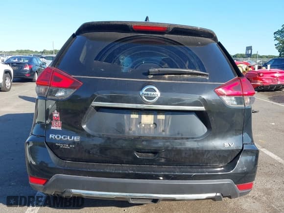 ✅ 2017 Nissan Rogue SV • VIN: JN8AT2MT3HW143422 • Lot: 43138334. Listed on IAAI with 149,953 mi. Free auction sales archive from the USA and detailed vehicle history report at DreamBid. Image 16.