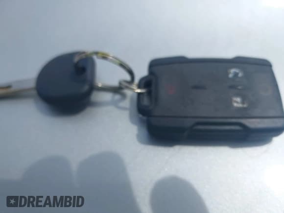 ✅ 2019 Chevrolet Silverado 1500 LT • VIN: 2GCVKPEC1K1113653 • Lot: 42731153. Wystawiony na IAAI z przebiegiem 219 858 mil. Bezpłatny archiwum sprzedaży aukcyjnych z USA i szczegółowy raport historii pojazdu na DreamBid. Zdjęcie 11.