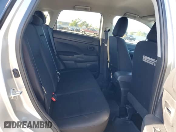 2015 Mitsubishi Outlander ES с VIN 4A4AR3AW6FE056687, выставлен на аукционе Copart как лот 86441125 с пробегом 139 922 миль миль и Списание • Salvage title. История ставок и продаж доступна на DreamBid. Изображение 11.