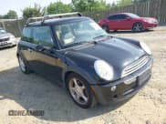 ✅ 2005 MINI Hardtop • VIN: WMWRC335X5TJ72336 • Lot: 42584154. Listed on IAAI with 168,135 mi. Free auction sales archive from the USA and detailed vehicle history report at DreamBid. Image 1.