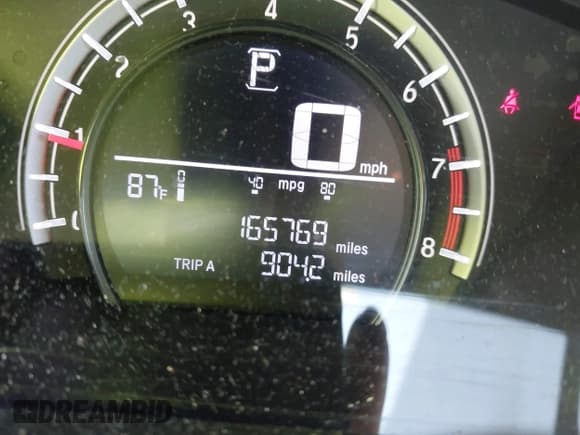 ✅ 2018 Honda CR-V LX • VIN: 2HKRW5H39JH418322 • Lot: 43158350. Listed on IAAI with 165,769 mi. Free auction sales archive from the USA and detailed vehicle history report at DreamBid. Image 16.