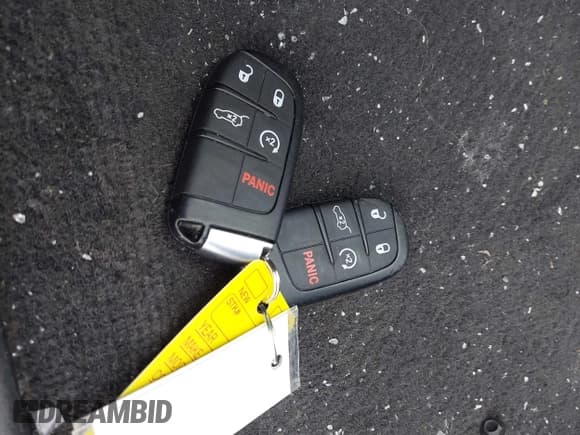 ✅ 2015 Jeep Grand Cherokee Overland • VIN: 1C4RJFCG1FC894789 • Lot: 38811798. Listed on IAAI with Not provided. Free auction sales archive from the USA and detailed vehicle history report at DreamBid. Image 11.