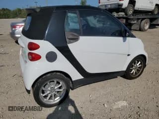 ✅ 2009 Smart fortwo Passion • VIN: WMEEK31X29K274073 • Lot: 66758044. Wystawiony na Copart z przebiegiem 128 564 mil. Bezpłatny archiwum sprzedaży aukcyjnych z USA i szczegółowy raport historii pojazdu na DreamBid. Zdjęcie 3.