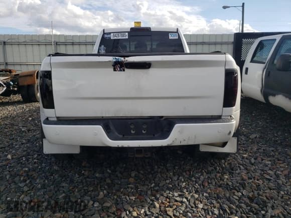 ✅ 2016 Ram 3500 Laramie Longhorn • VIN: 3C63RRNL6GG137628 • Лот: 84287085. Опубликован ранее на Copart с пробегом 163 711 миль. Бесплатный доступ к архиву аукционных продаж из США и подробный отчёт об истории автомобиля на DreamBid. Изображение 6.