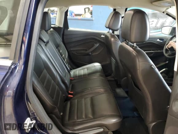 ✅ 2017 Ford C-Max Titanium • VIN: 1FADP5FU2HL110231 • Lot: 53205385. Wystawiony na Copart z przebiegiem 75 187 mil. Bezpłatny archiwum sprzedaży aukcyjnych z USA i szczegółowy raport historii pojazdu na DreamBid. Zdjęcie 11.