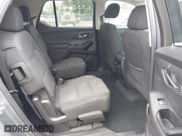 ✅ 2021 Chevrolet Traverse LT Cloth • VIN: 1GNERGKW1MJ256399 • Lot: 42246415. Listed on IAAI with 67,432 mi. Free auction sales archive from the USA and detailed vehicle history report at DreamBid. Image 8.