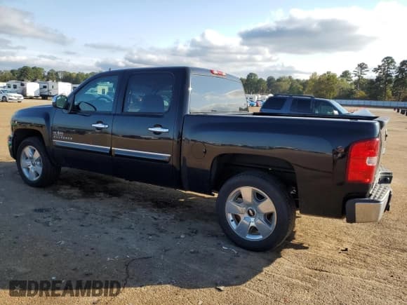 ✅ 2011 Chevrolet Silverado 1500 LT • VIN: 3GCPCSE07BG173698 • Lot: 78877834. Listed on Copart with 215,904 mi. Free auction sales archive from the USA and detailed vehicle history report at DreamBid. Image 2.
