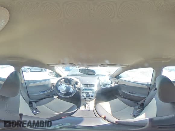 ✅ 2011 Chevrolet Malibu 1LS • VIN: 1G1ZB5E11BF125503 • Lot: 62777585. Wystawiony na Copart z przebiegiem 62 459 mil. Bezpłatny archiwum sprzedaży aukcyjnych z USA i szczegółowy raport historii pojazdu na DreamBid. Zdjęcie 14.