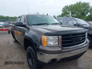 2007 GMC Sierra 1500 SLE2 with VIN 1GTEK19037Z625412, listed as a IAAI auction lot 42493308 with 195,063 mi miles and . Bid and sale history available at DreamBid. Image 1.
