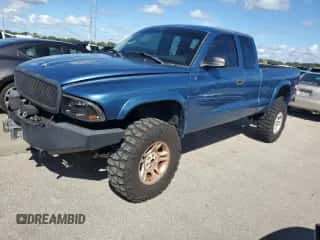 2003 Dodge Dakota z VIN 1D7HG12X93S267179, wystawiony jako Copart lot #74291174 z przebiegiem Nie podano mil oraz Nie do naprawy • Non repairable. Historia ofert i sprzedaży dostępna na DreamBid. Obrazek 1.