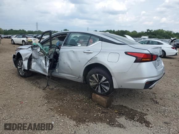 ✅ 2022 Nissan Altima SL • VIN: 1N4BL4EW1NN423206 • Lot: 63834235. Listed on Copart with Not provided. Free auction sales archive from the USA and detailed vehicle history report at DreamBid. Image 2.