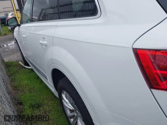 ✅ 2019 Audi Q7 Premium • VIN: WA1AAAF77KD000983 • Лот: 41569249. Опубликован ранее на IAAI с пробегом 41 086 миль. Бесплатный доступ к архиву аукционных продаж из США и подробный отчёт об истории автомобиля на DreamBid. Изображение 3.