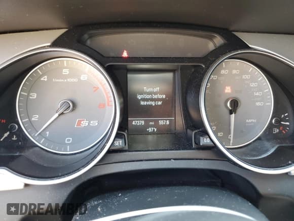 ✅ 2015 Audi S5 Premium Plus • VIN: WAUGGAFR9FA050840 • Lot: 64470315. Wystawiony na Copart z przebiegiem 47 379 mil. Bezpłatny archiwum sprzedaży aukcyjnych z USA i szczegółowy raport historii pojazdu na DreamBid. Zdjęcie 9.