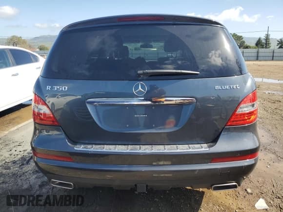 ✅ 2012 Mercedes-Benz R 350 • VIN: 4JGCB2FE8CA146162 • Lot: 48390725. Listed on Copart with 85,939 mi. Free auction sales archive from the USA and detailed vehicle history report at DreamBid. Image 6.