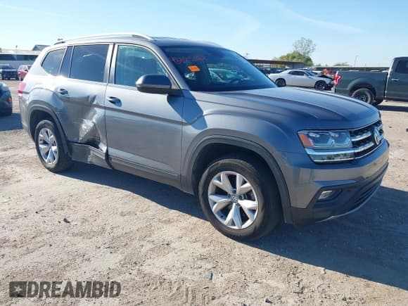 ✅ 2018 Volkswagen Atlas SE • VIN: 1V2CP2CA4JC595720 • Lot: 43625328. Listed on IAAI with 125,209 mi. Free auction sales archive from the USA and detailed vehicle history report at DreamBid. Image 1.